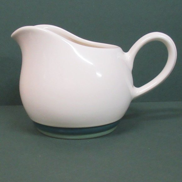 Pfaltzgraff Dining Pfaltzgraff Gravy Boat Boat 8 Oz Pitcher Green